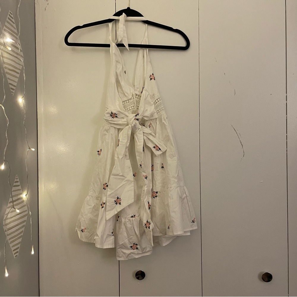 Floral Ruffles Halter V-neck Mini Dress (Extra Small) - Picture 5 of 5